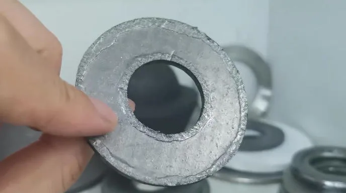 Flexible graphite sheet high temperature gasket manufacturing for industrial graphite application.