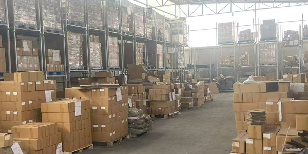 Graphite packaging and shipping warehouse