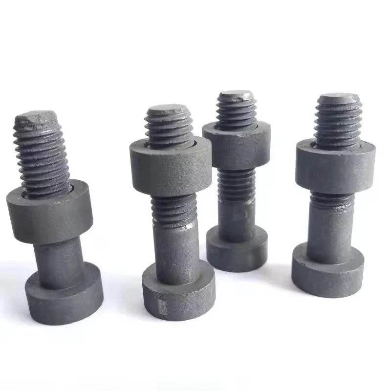 Graphite Thread Machining: Design, Chipping Risk, and Inspection